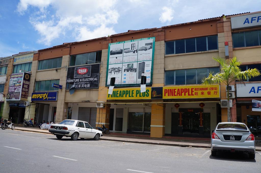 Greens Hotel & Suites Bintulu Exterior foto
